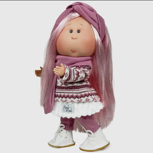 Mia Winter Mauve Atriculated Doll